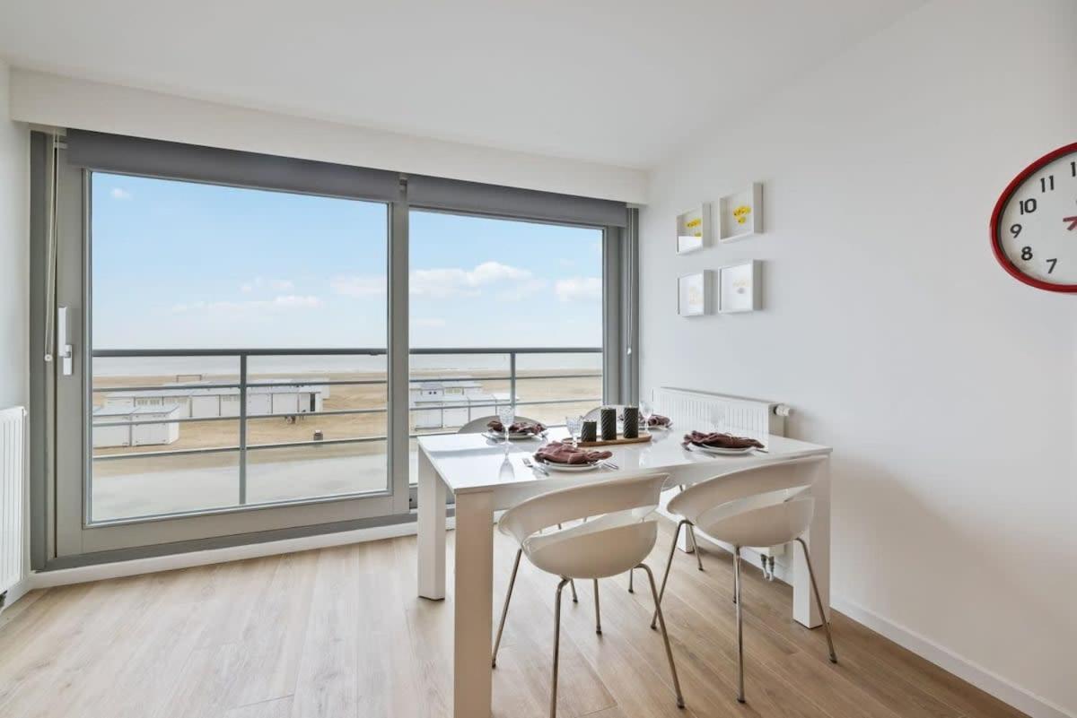 Huswell - Apartment With Frontal Sea View In Knokke Eksteriør billede